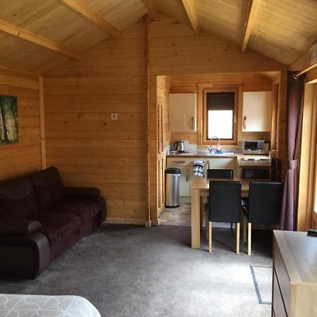 Forest Edge Motel Ticehurst ภายนอก รูปภาพ